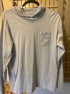 Vineyard Vines Men’s Pale Blue Long-Sleeve Hooded Pocket Tee